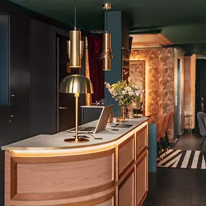 Hotel Snob, Paris